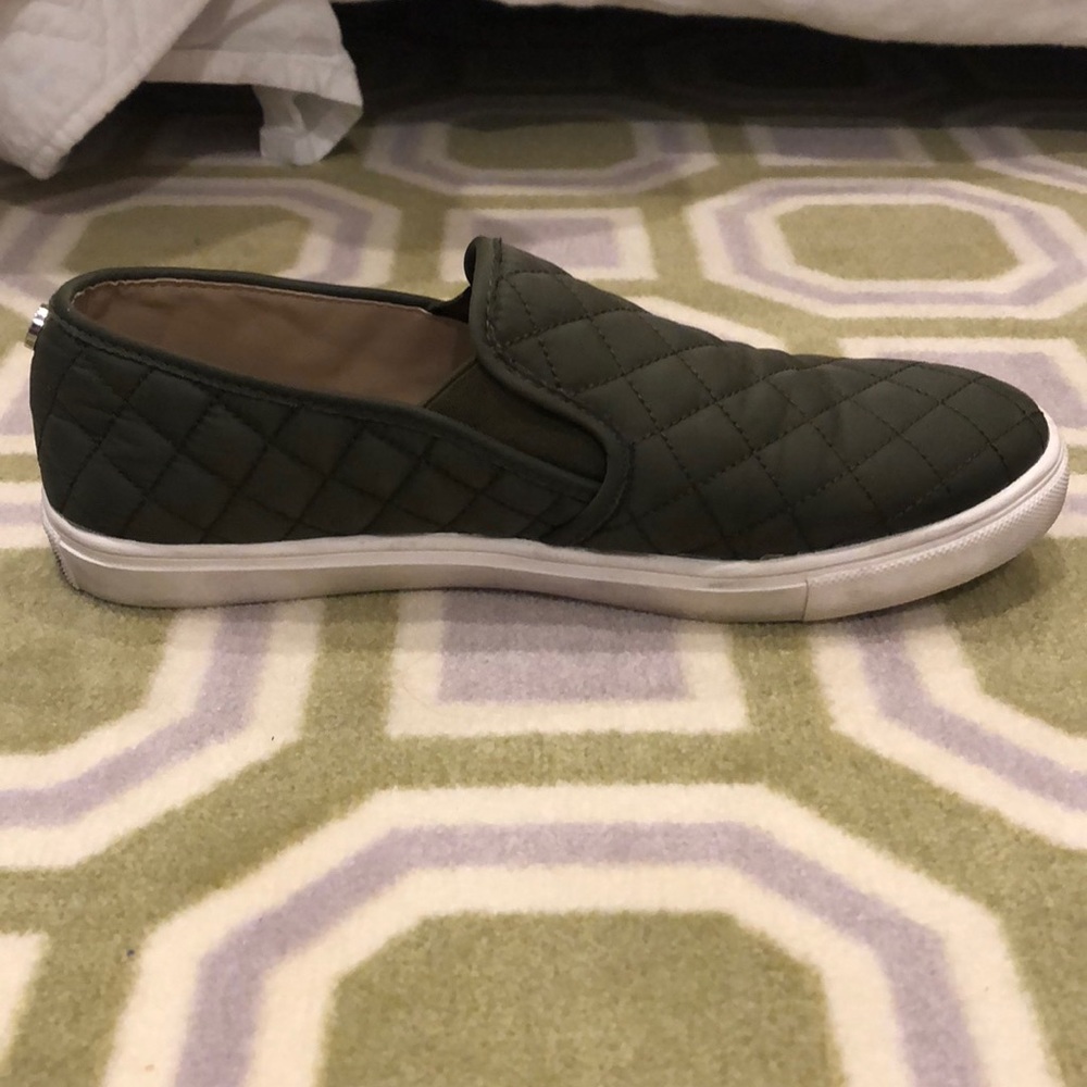 Steve Madden Women’a Ecentric-Q platform sneaker